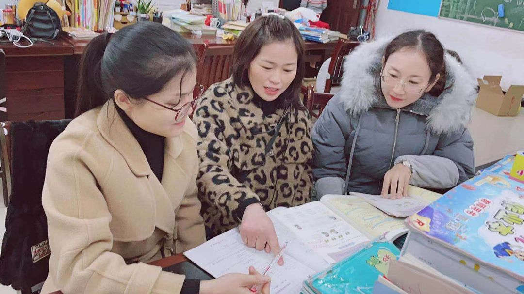 數學組集體備課3_副本.jpg