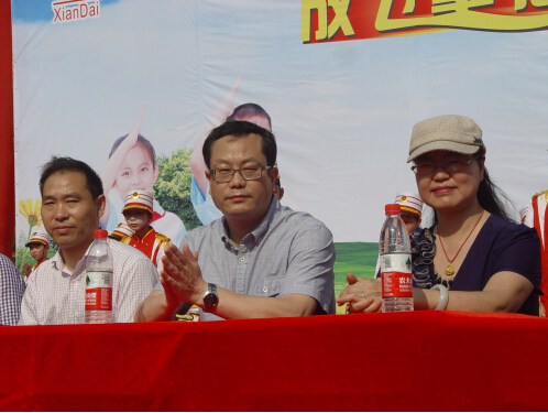 現(xiàn)外象湖校區(qū)舉行2016年“六一”慶?；顒?dòng)